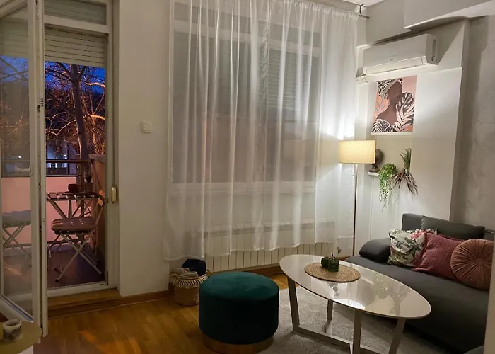 아파트 Bella Novi Beograd Bezanija